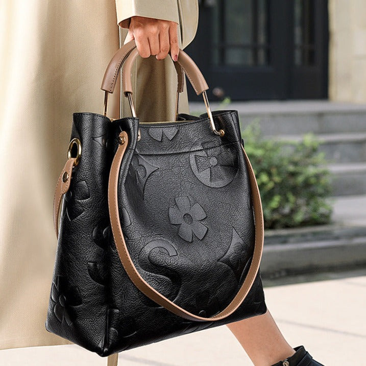 Amelie Signature Women Bag