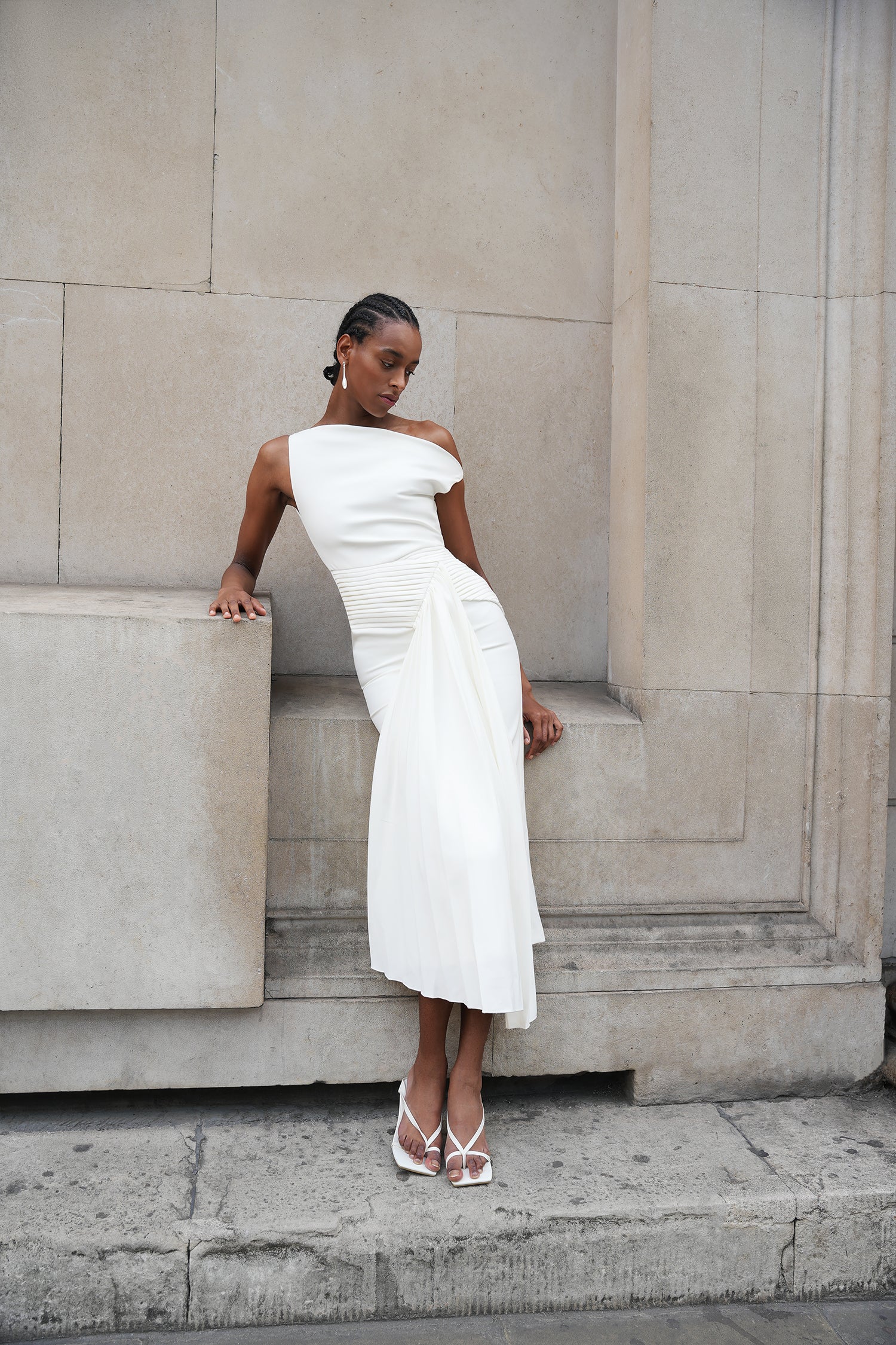 Adele White Oblique Shoulder Sleeveless Folds Midi Dress