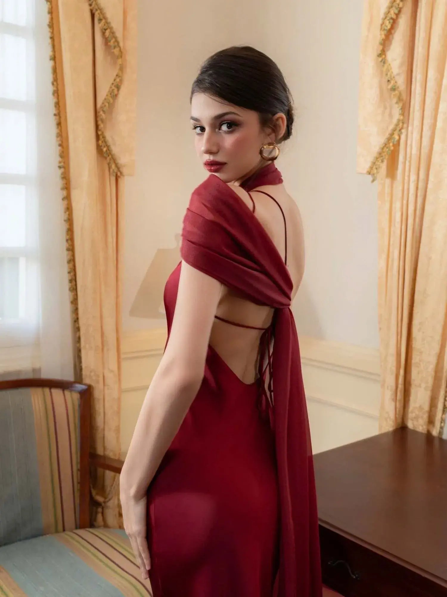 Florence – High-End Satin Fishtail Dress
