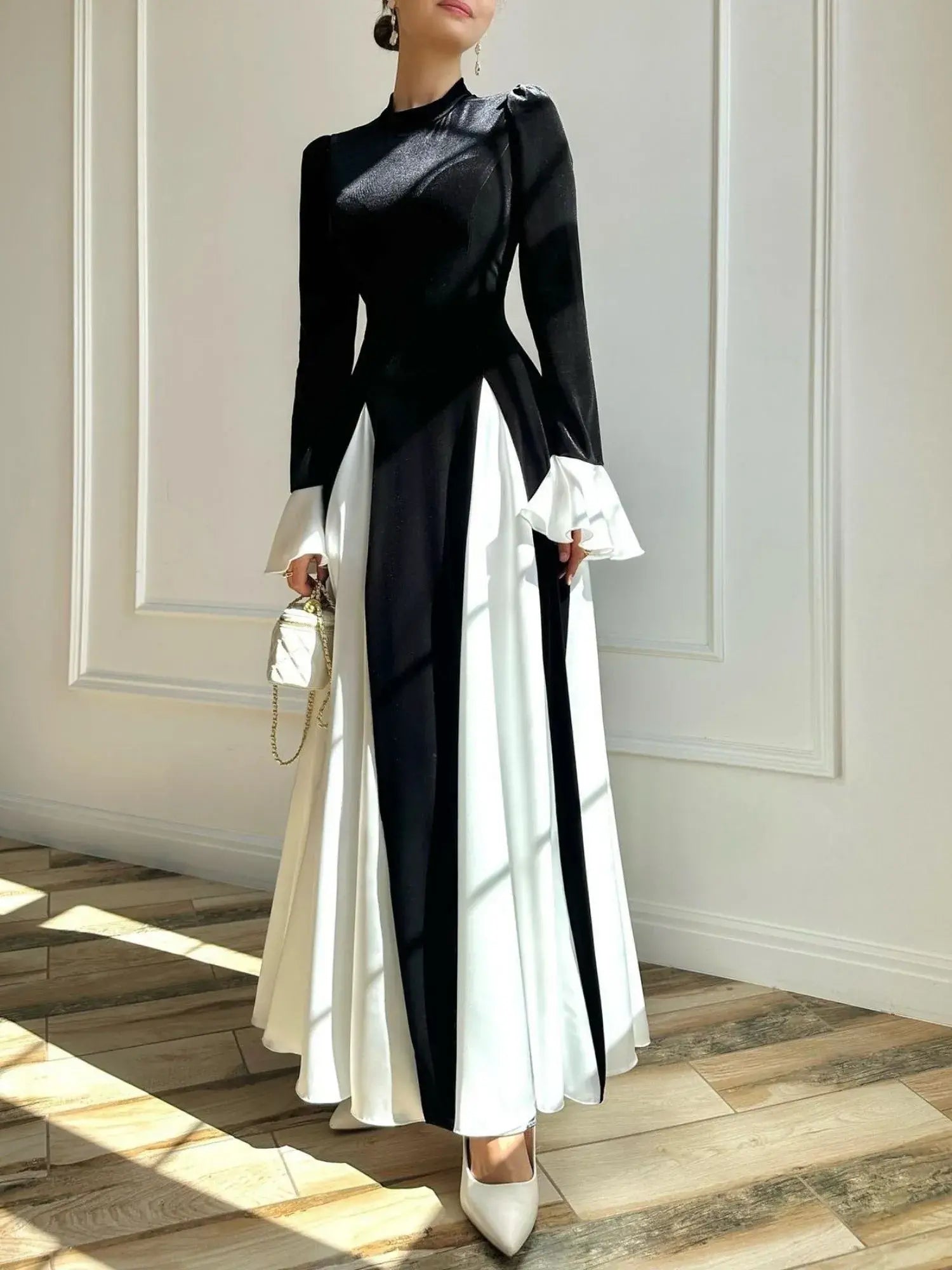 IRINA – Trumpet Sleeve Contrast Stitching Dress