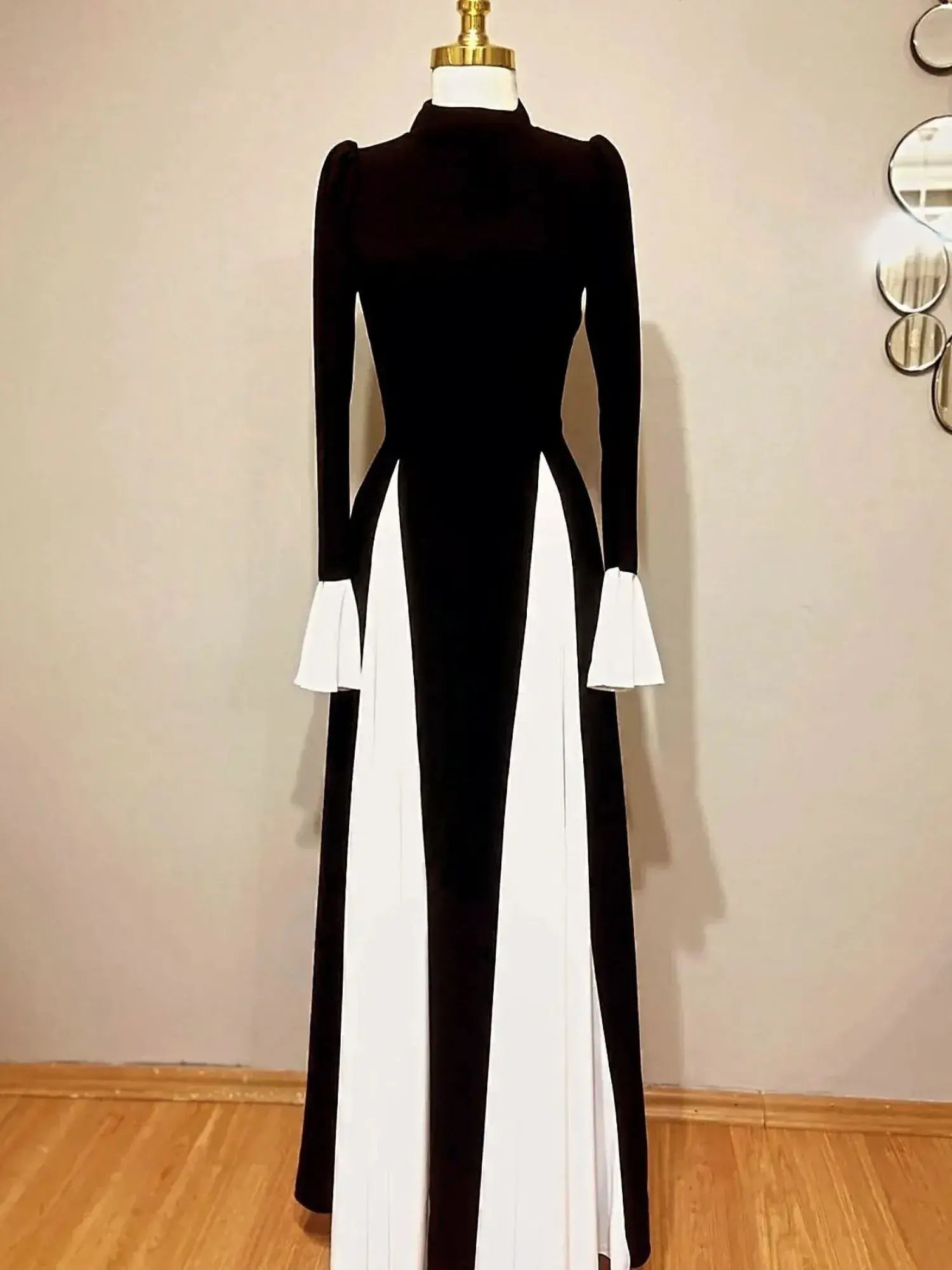 IRINA – Trumpet Sleeve Contrast Stitching Dress