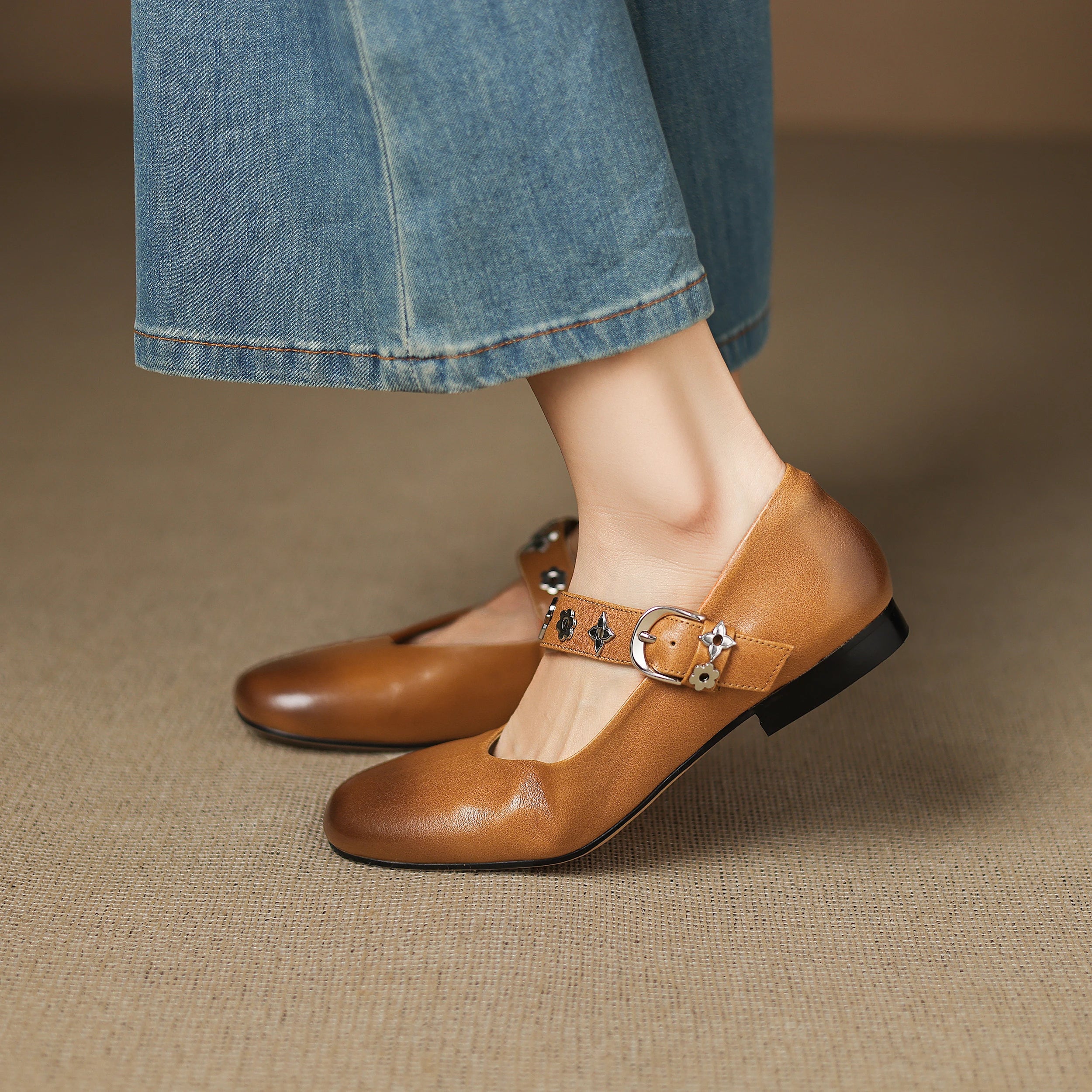 Noelia Genuine Leather Flats