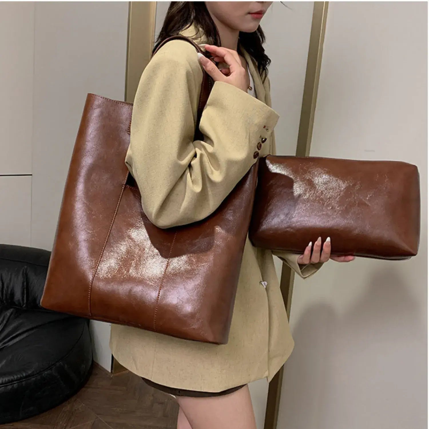 Veloura Tote with clutch Bag