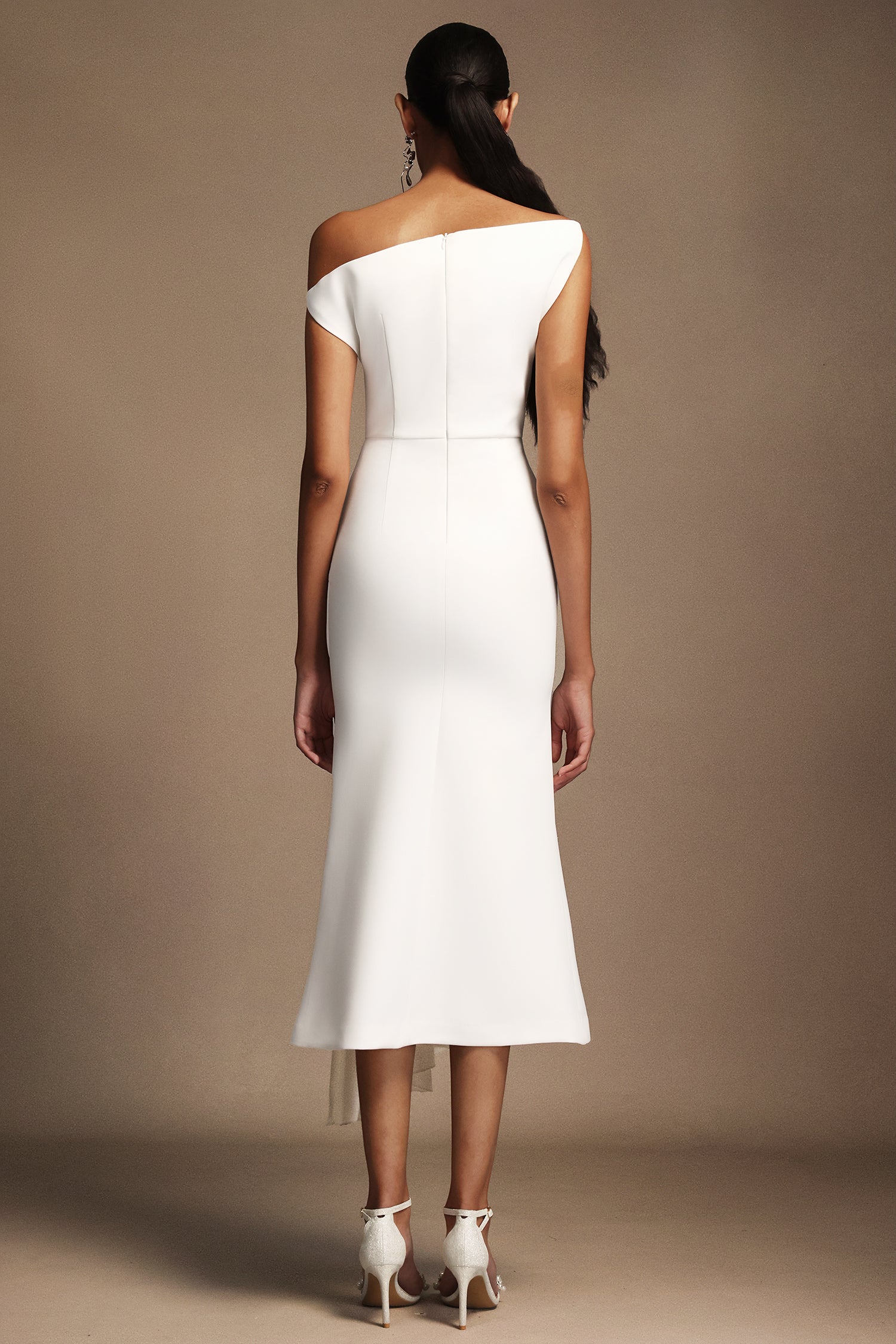 Adele White Oblique Shoulder Sleeveless Folds Midi Dress