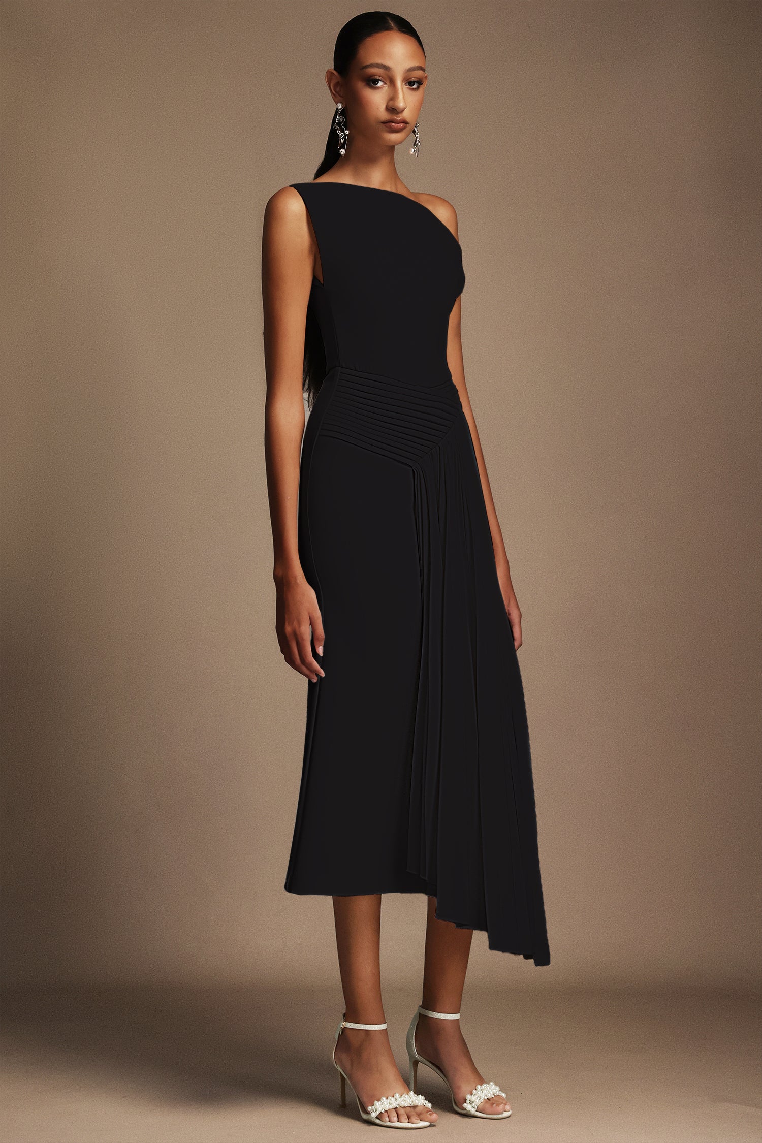 Adele Black Oblique Shoulder Sleeveless Folds Midi Dress