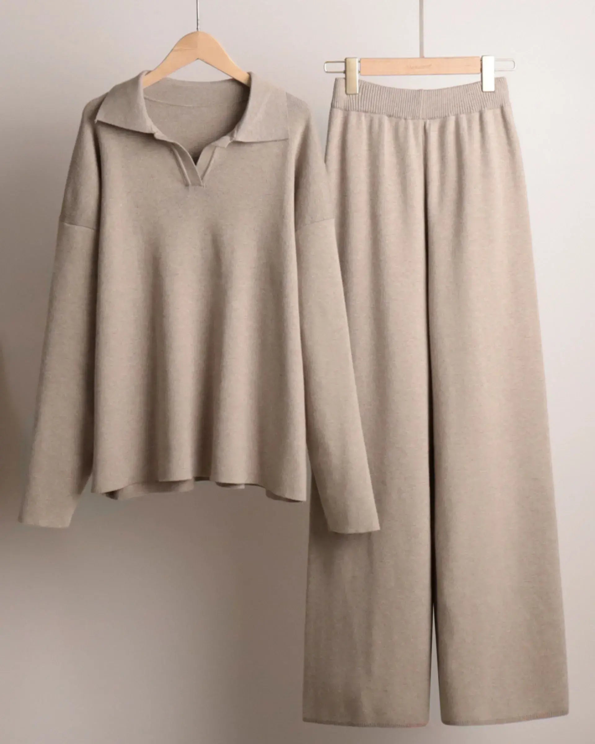 Polo Collar Knitted Sweater With Loos Pants