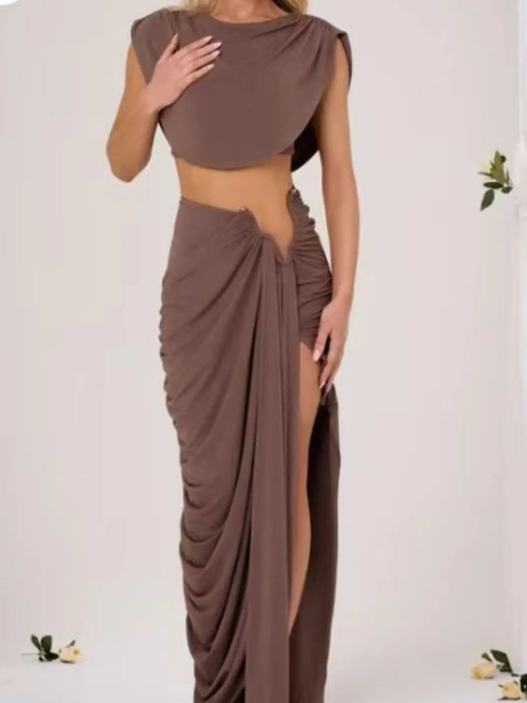 Ariana™ | Maxi Set Featuring Wire Accents