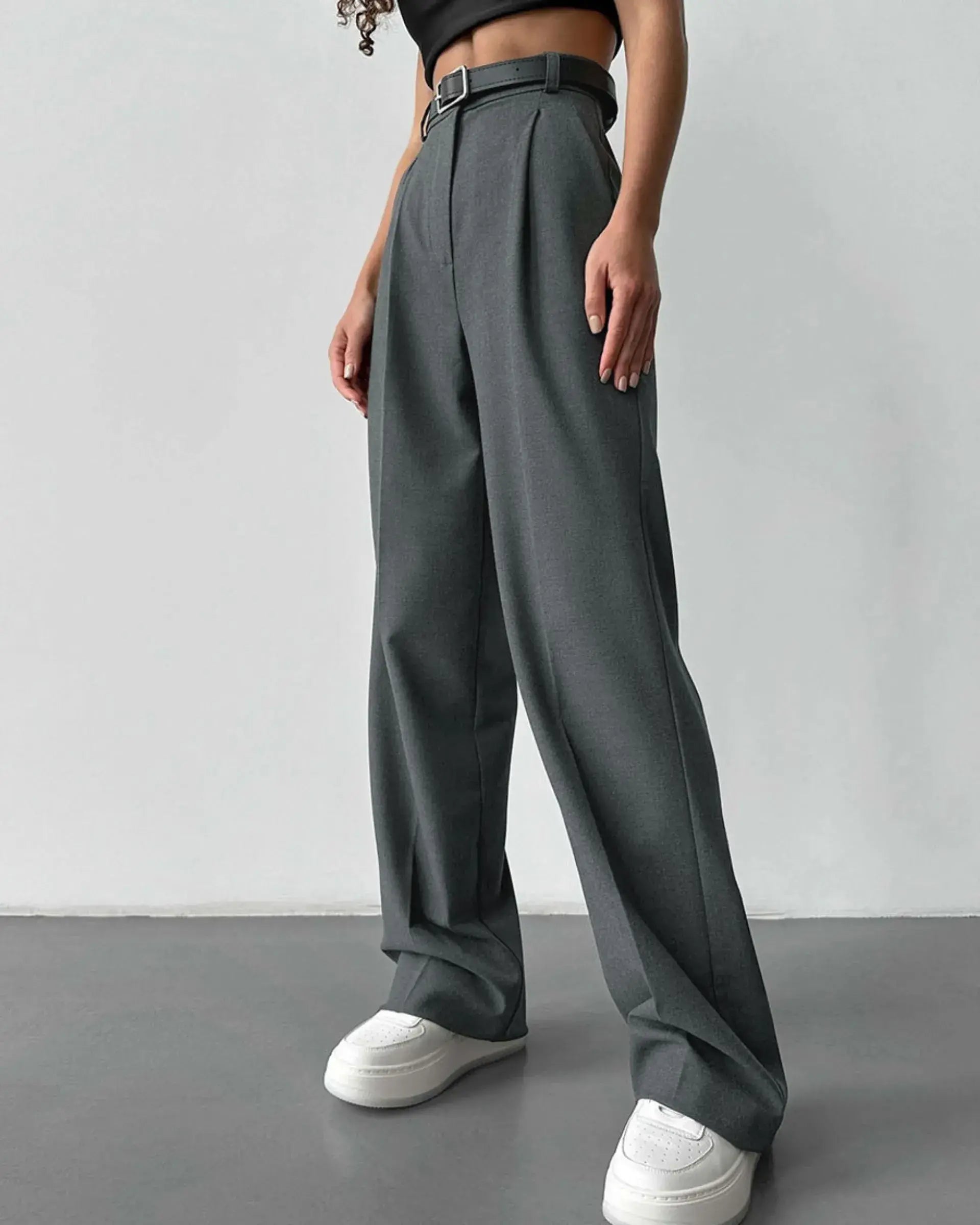 Daydrift Pleated Straight trouser