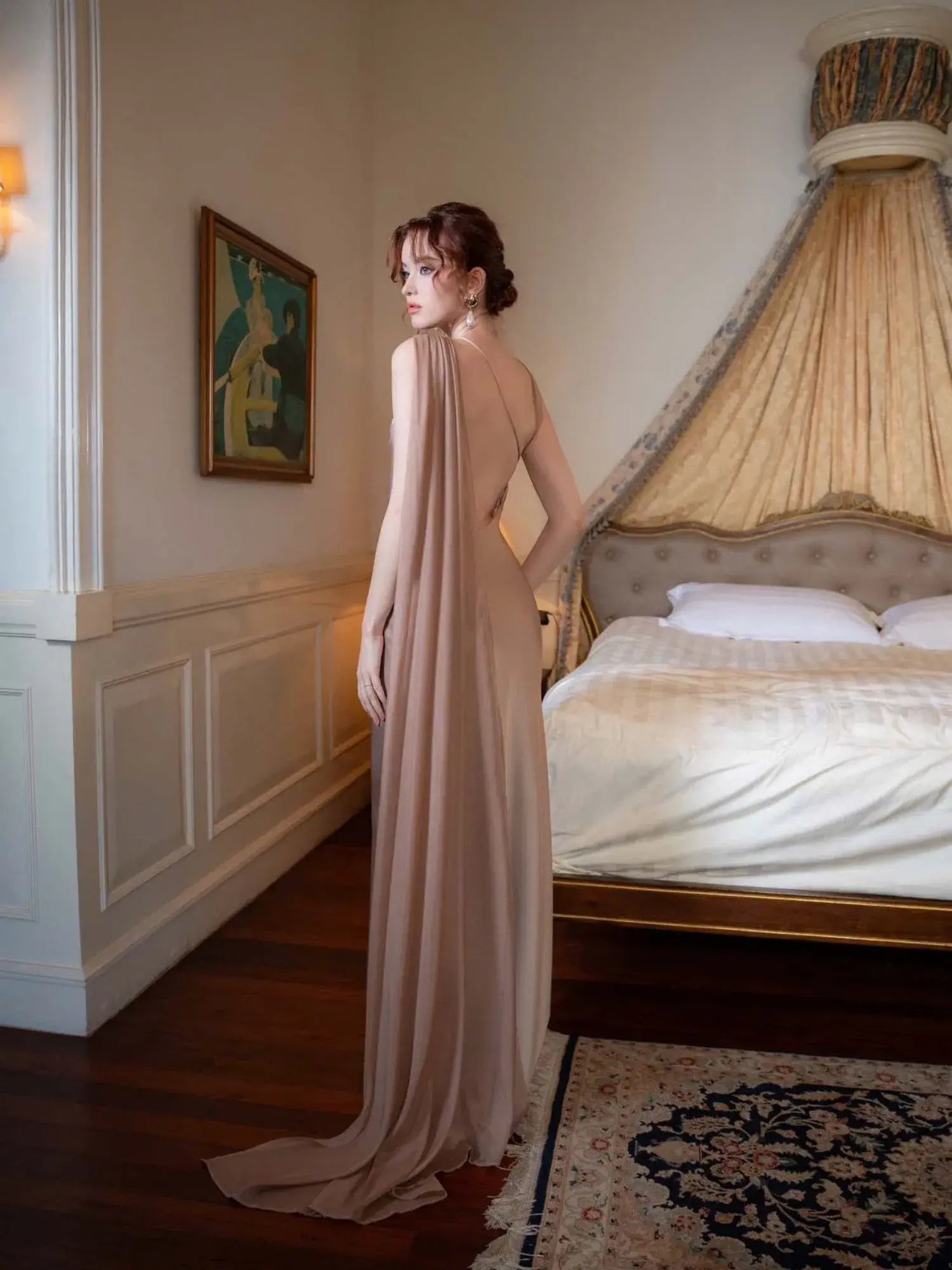 Florence – High-End Satin Fishtail Dress