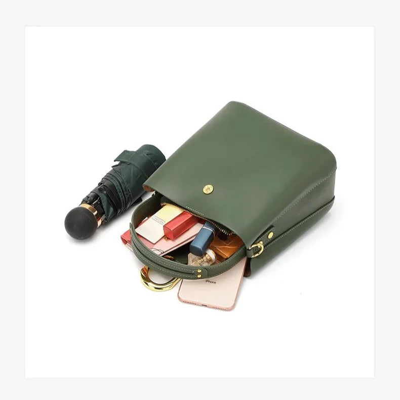 Chic Bella Bucket Tote