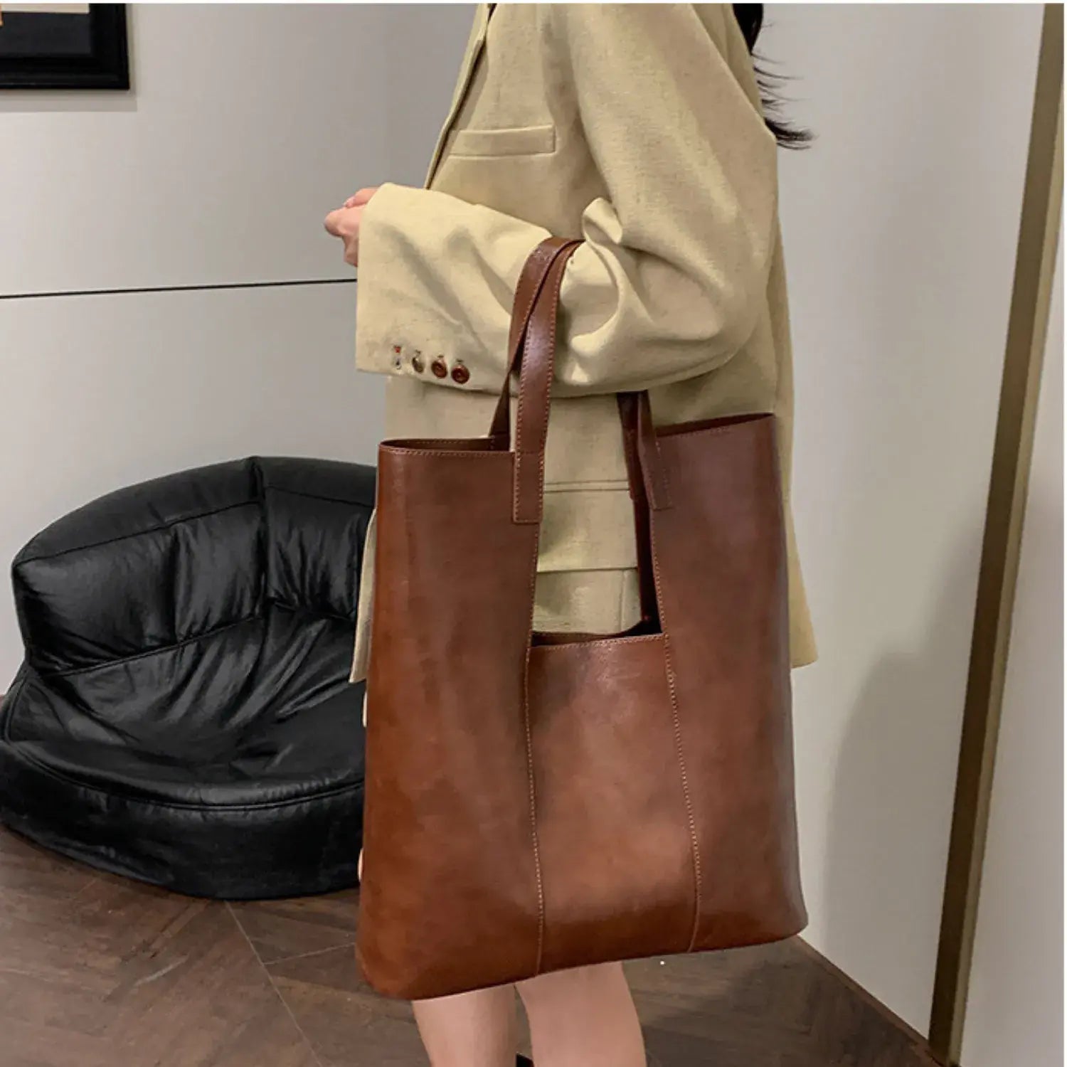 Veloura Tote with clutch Bag